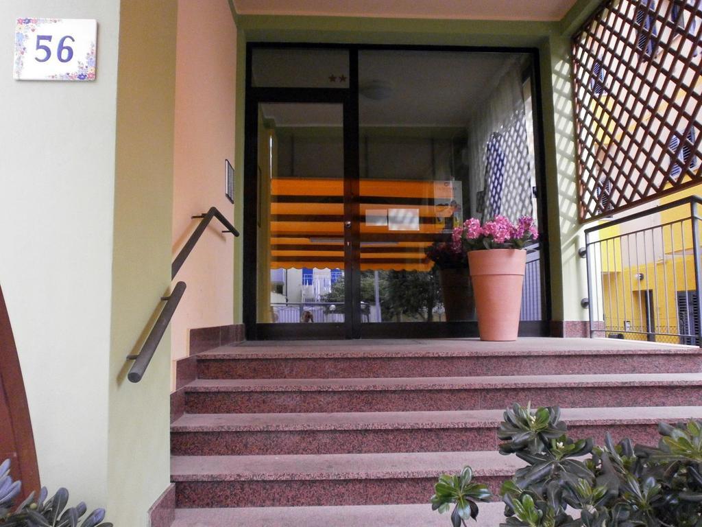 Residence Carioca Rimini Exterior foto
